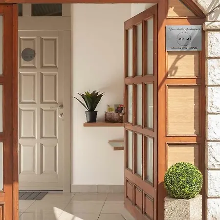 Luxe Mr.m 2 公寓 *