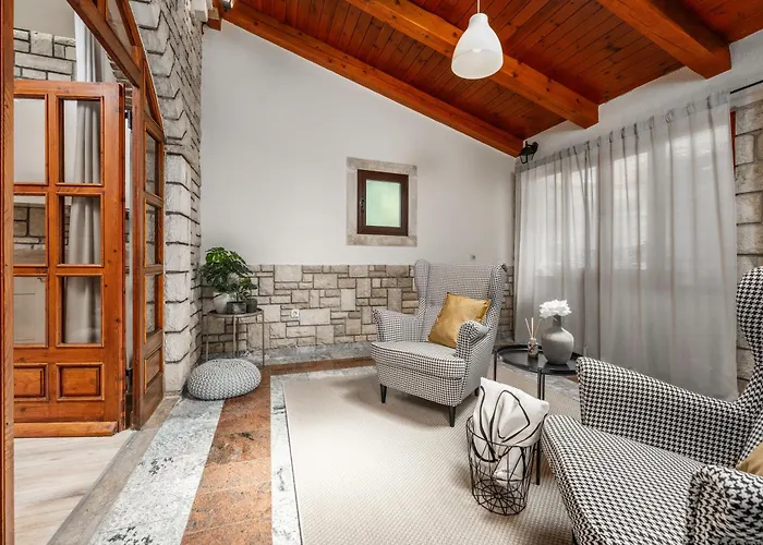 Διαμέρισμα Luxe Mr.m 2 *