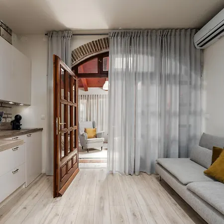 Luxe Mr.m 2 Пула